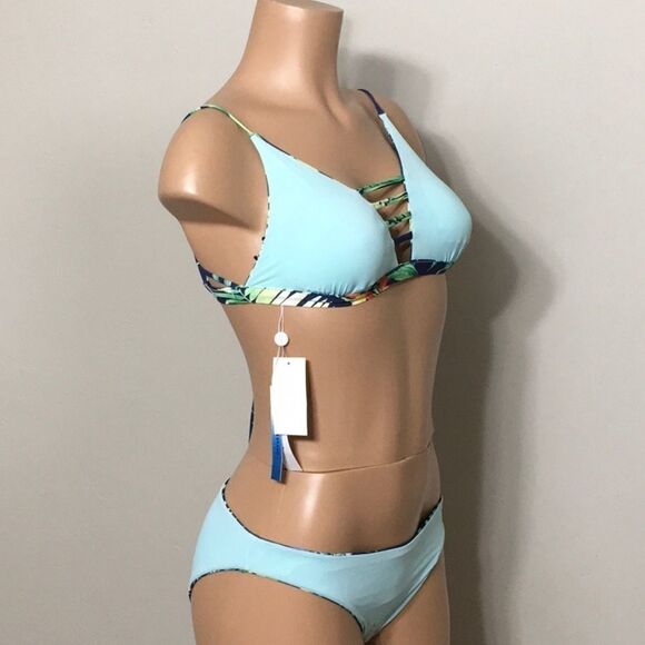 🌹Host Pick🌹LUCKY BRAND reversible bikini. NWT - Picture 5 of 11